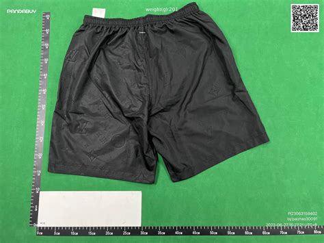 [Qc] on these LV swim shorts : r/FashionReps 